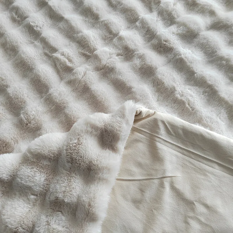 Kuscheldecke Cosy Fluff cream 150x200 cm – flauschig weich
