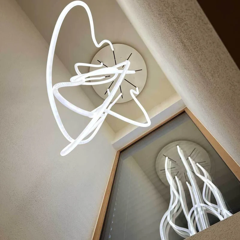 s.luce Arion organische Flex LED Hängelampe Licht-Schlauch Warmweiß