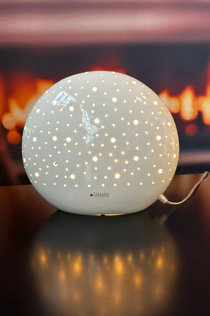 Lampe Mendini oval weiß creme