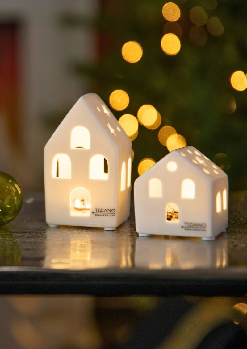 Haus Tolentino in drei Versionen creme-weiß