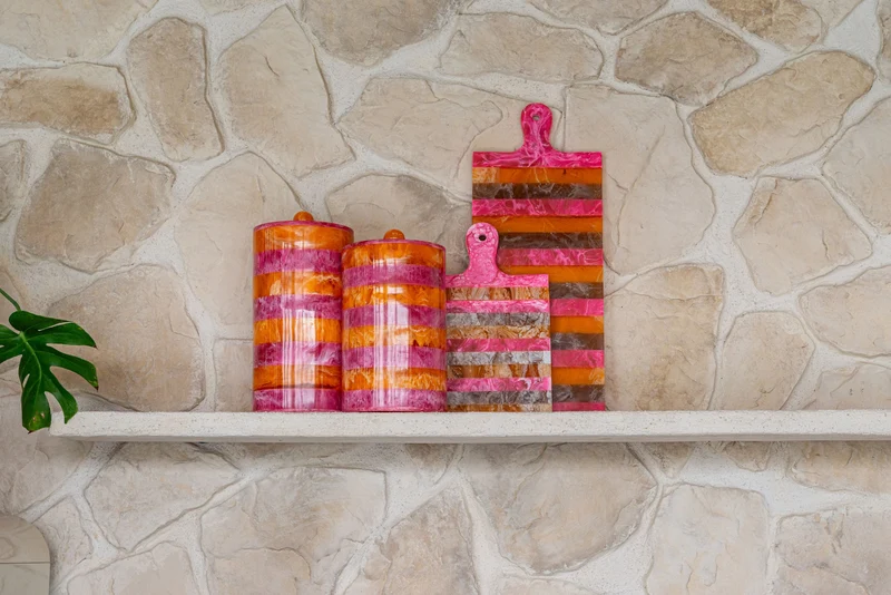 Tablett Cindy Pink/Orange – handgegossenes Design-Tablett aus Harz