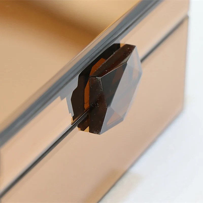 Aufbewahrungsbox Lins Braun – Glas-Deko-Box mit Spiegel-Effekt