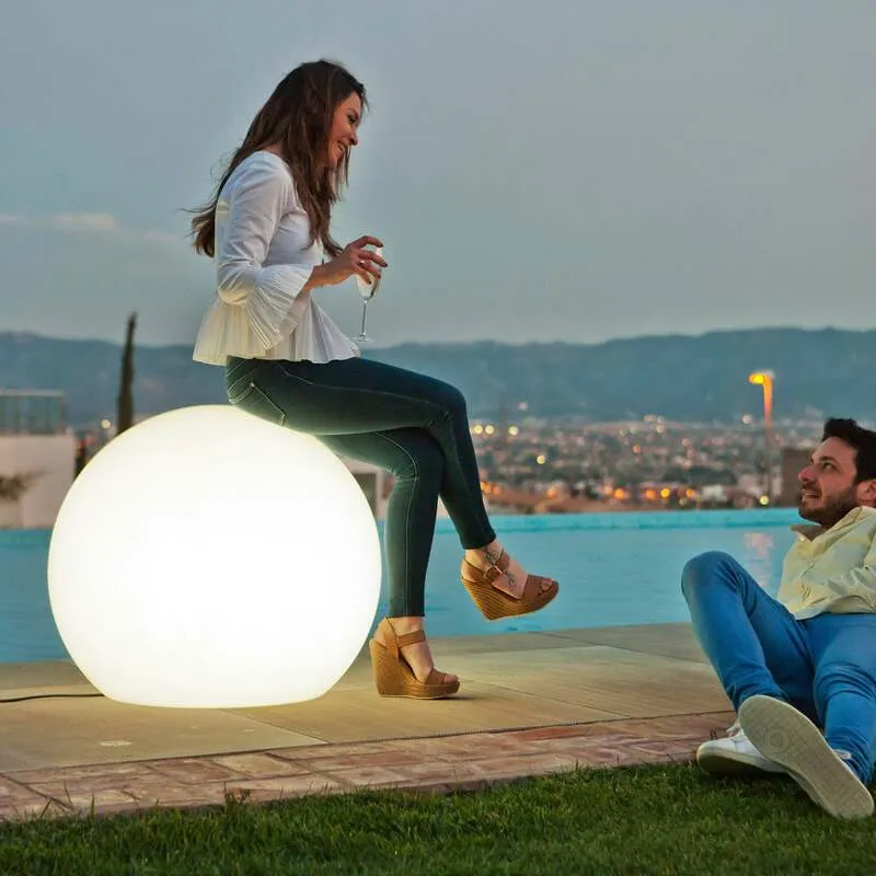 B-Ware Newgarden Gartenleuchte Buly LED Kugelleuchte Ø80cm weiß IP65 3W 260Lumen
