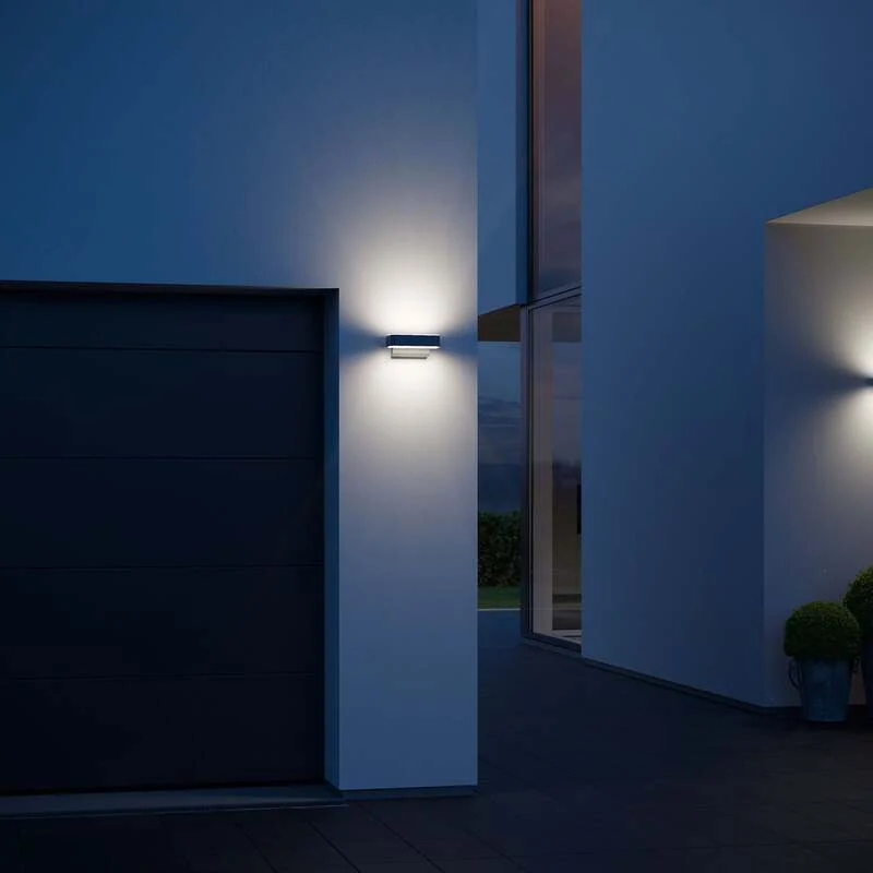 B-Ware STEINEL Außenwandleuchte LED Wandleuchte L 810 S mit Bewegungsmelder schwarz