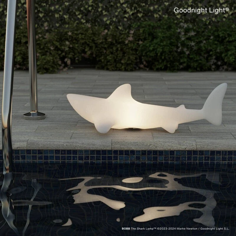 B-Ware Goodnight Light LED Lampe BOBB the shark schwimmfähig RGBW Gartenleuchte 70x36cm