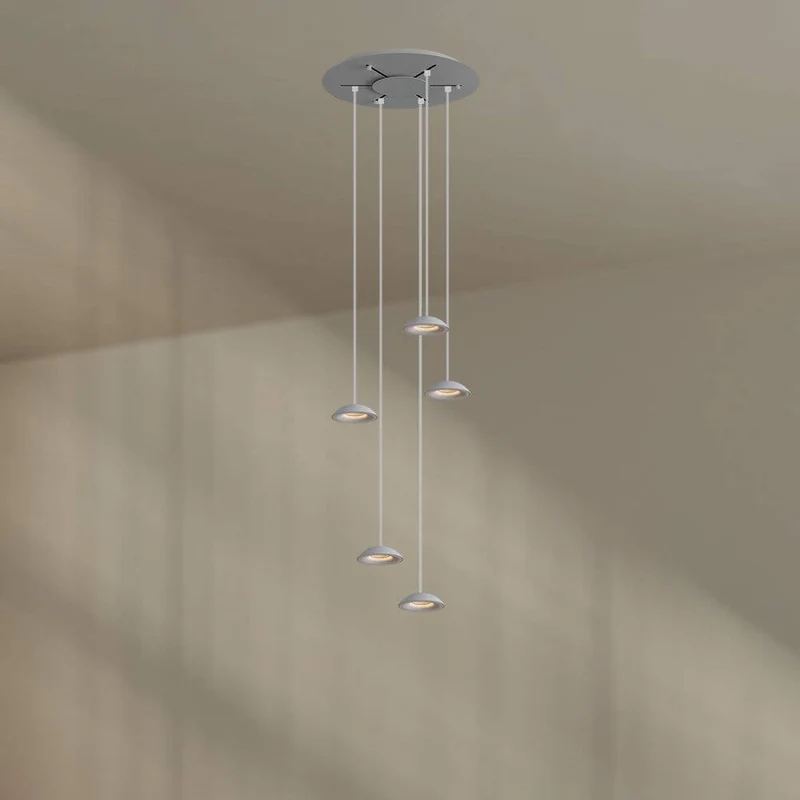 s.luce Santa Air LED Esszimmer-Pendelleuchte 5-flammig Ø 60cm Baldachin