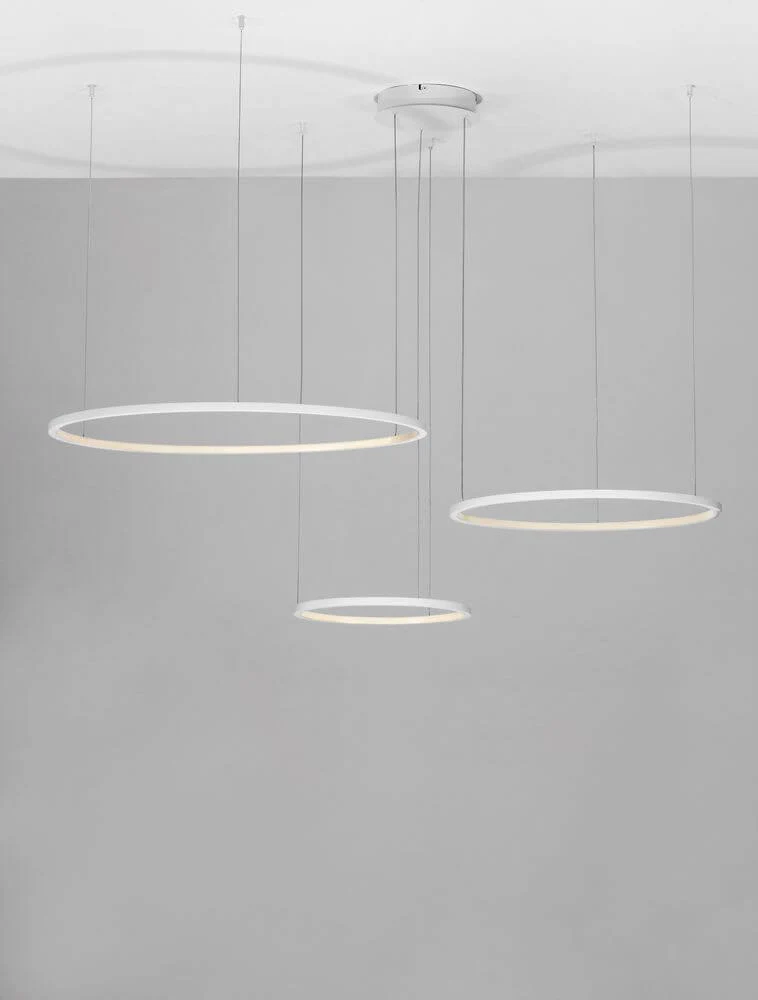 Purple LED Pendelleuchte 3-flammig Ø 130cm 3000K