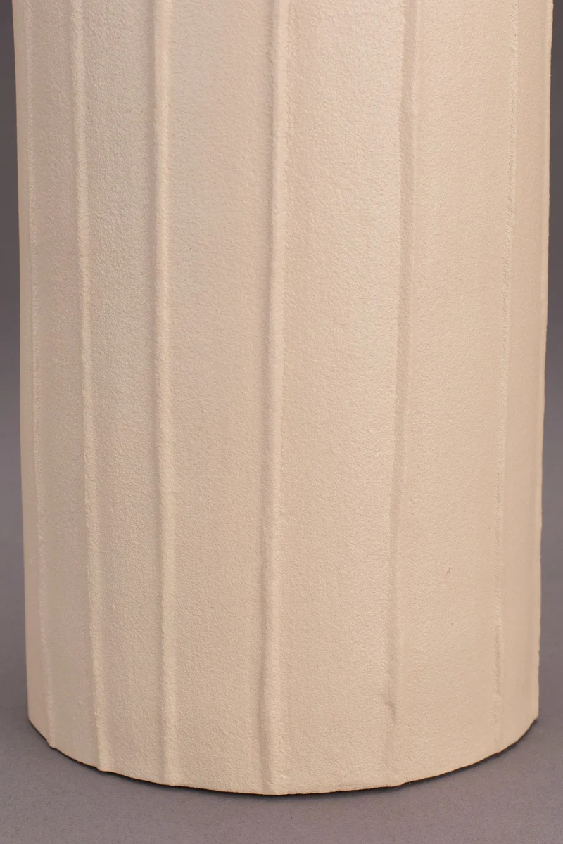Deko-Vase Rander Beige von Dutchbone aus wasserdichtem Aluminium