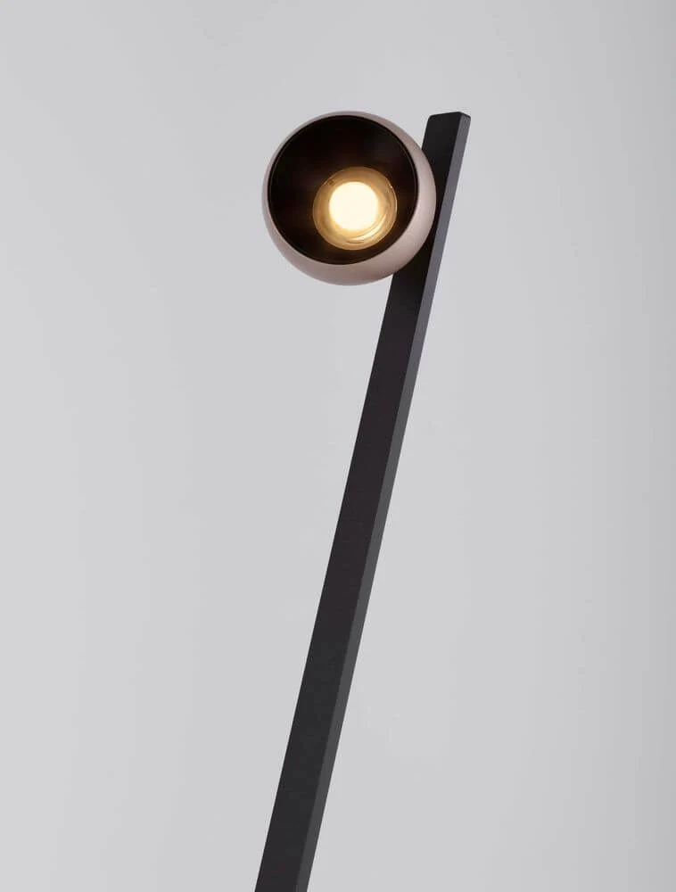 Lusa LED Stehlampe 3000K Champagner, Schwarz