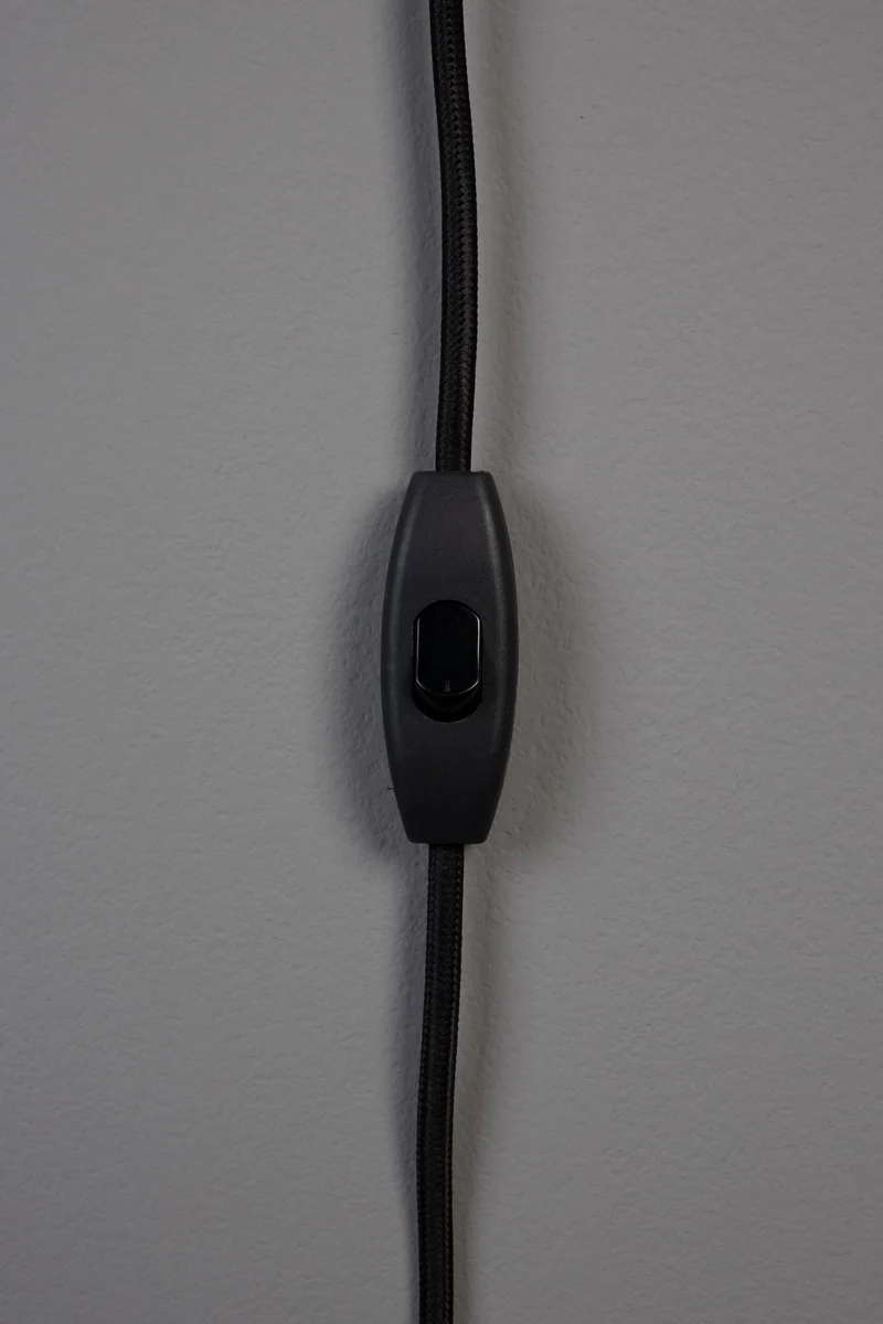Tischlampe Virgil Dutchbone im Vintage-Look, Schwarz mit Leinenschirm