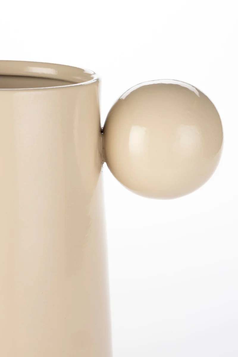 Vase Dot L in Beige mit Kugel-Detail aus Eisen von Dutchbone
