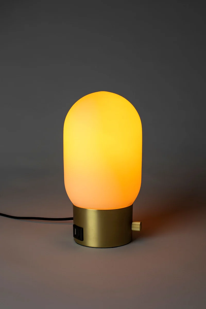Tischlampe Urban Charger Gold mit USB-Ladeanschluss von Zuiver