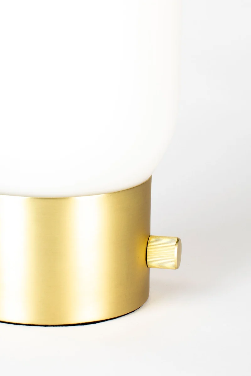 Tischlampe Urban Charger Gold mit USB-Ladeanschluss von Zuiver