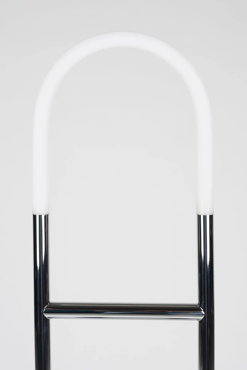 Stehlampe Arch Chrome mit Metallfuß und römischem Bogendesign