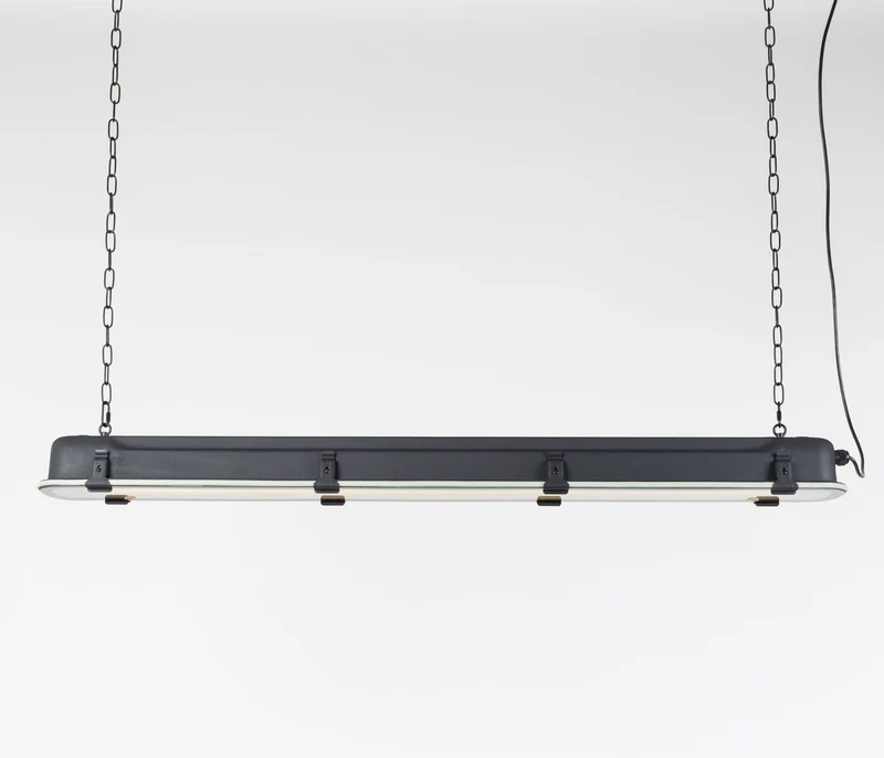 Pendelleuchte G.T.A. XL Schwarz mit Metallgestell im Industrial-Stil