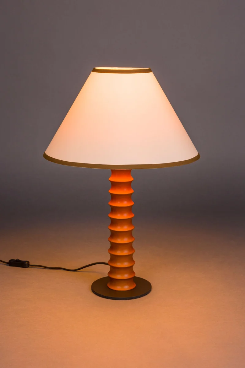 Tischlampe Horace aus Eichenholz mit Leinenschirm, E27-Fassung