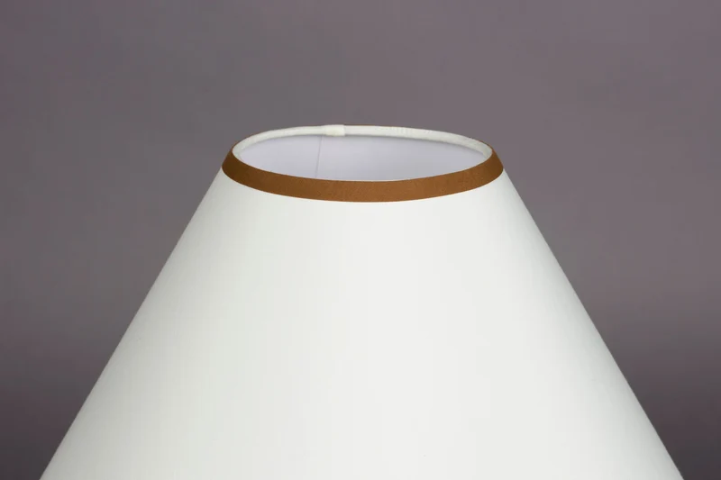 Tischlampe Horace aus Eichenholz mit Leinenschirm, E27-Fassung