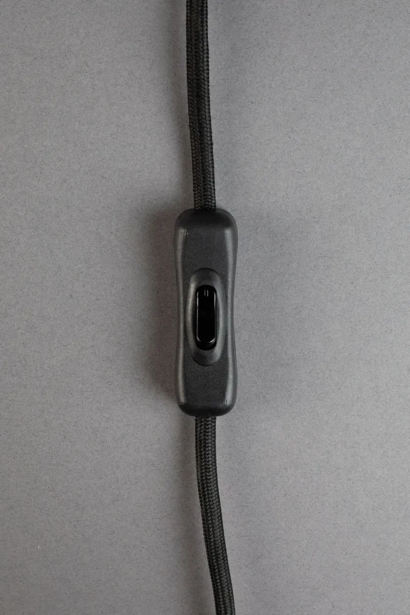 Tischlampe Horace aus Eichenholz mit Leinenschirm, E27-Fassung