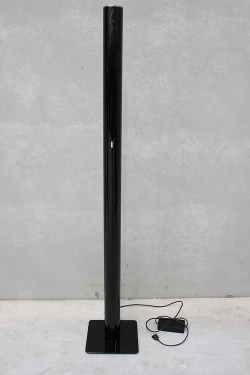 B-Ware Artemide Ilio Integralis Stehlampe 950 Standleuchte Deko-Stehleuchte LED schwarz