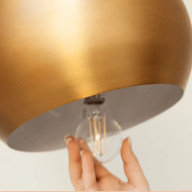 s.luce Ball Esstisch-Hängelampe Ø 30cm drehbarer Schirm 120cm