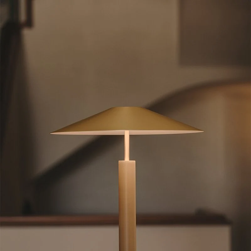 B-Ware LEDS C4 Stehleuchte Standlampe LED gold matt Stahl Schalter SIEHE TEXT/FOTO