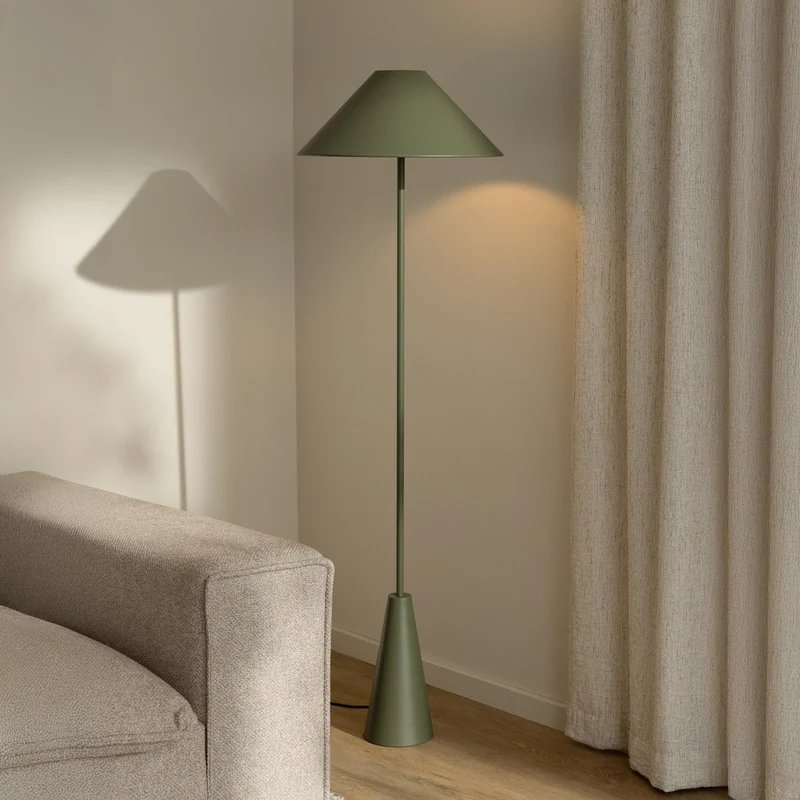 B-Ware Globen Lighting Stehleuchte Standleuchte Cannes grün Metall 140 cm E27 LED Lampe