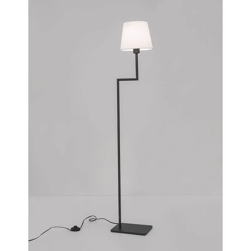 Savona Stehleuchte Metall Schwarz