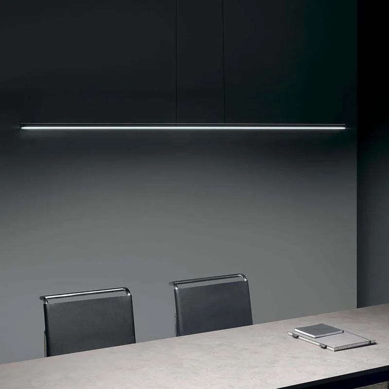 Straight P1 LED-Pendelleuchte Large