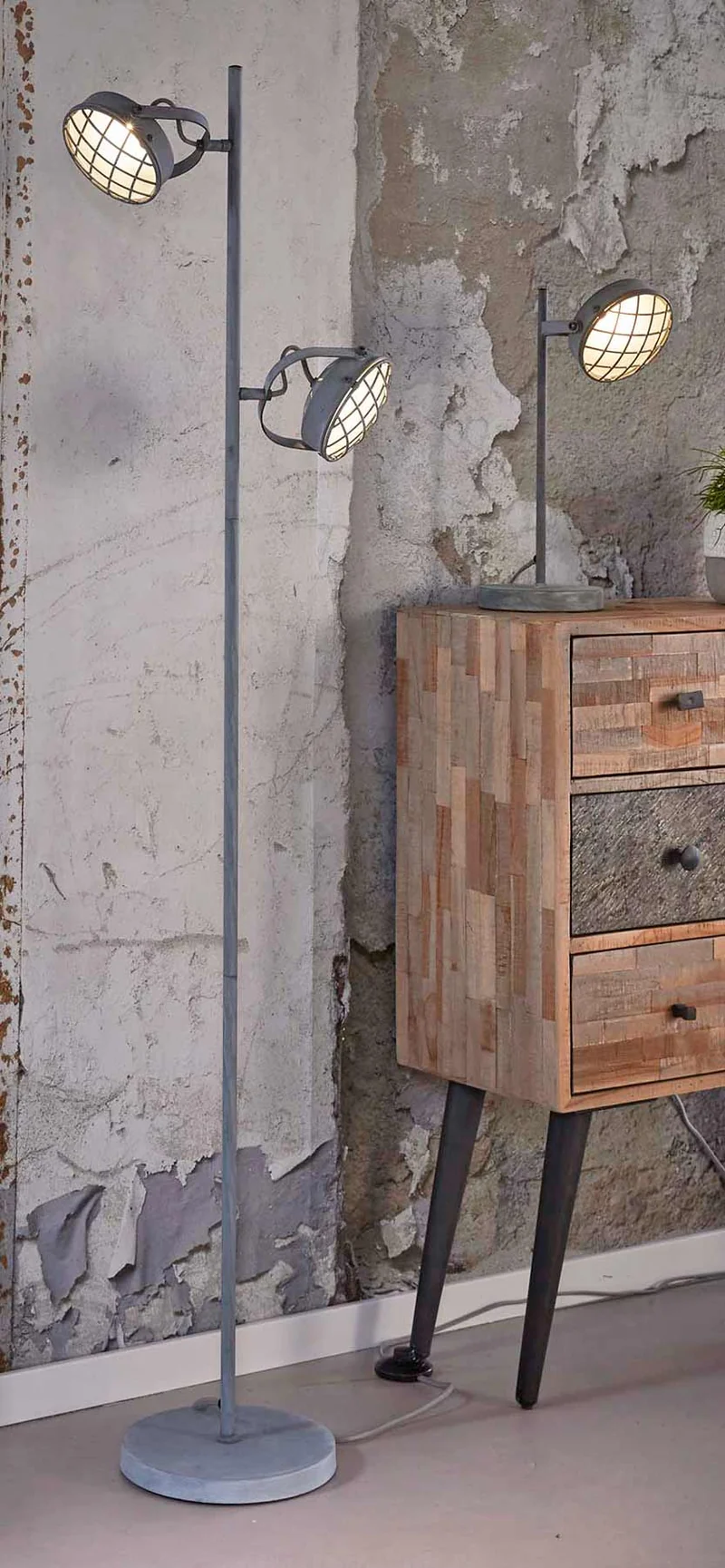 Stehleuchte GRILL LED-Leuchte mit Metallschirm in Vintage Grey