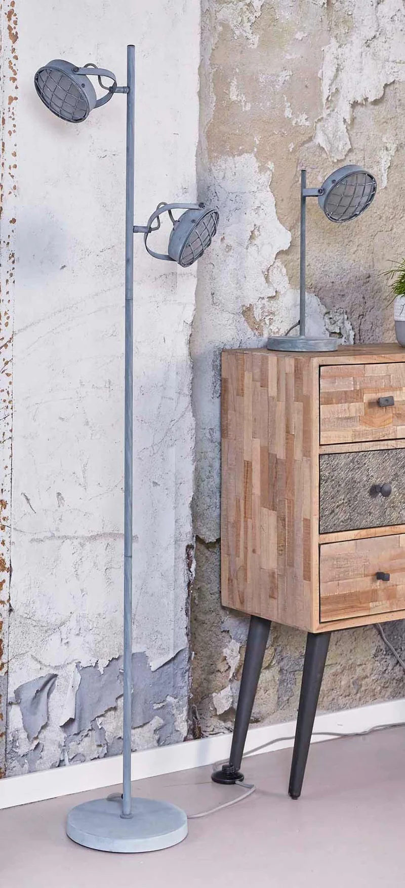 Tischleuchte GRILL LED-Leuchte mit Metallschirm in Vintage Grey