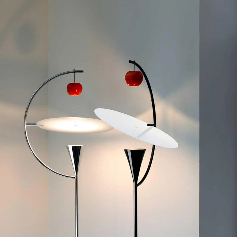 Nemo Newton LED Stehlampe mit Fussdimmer
