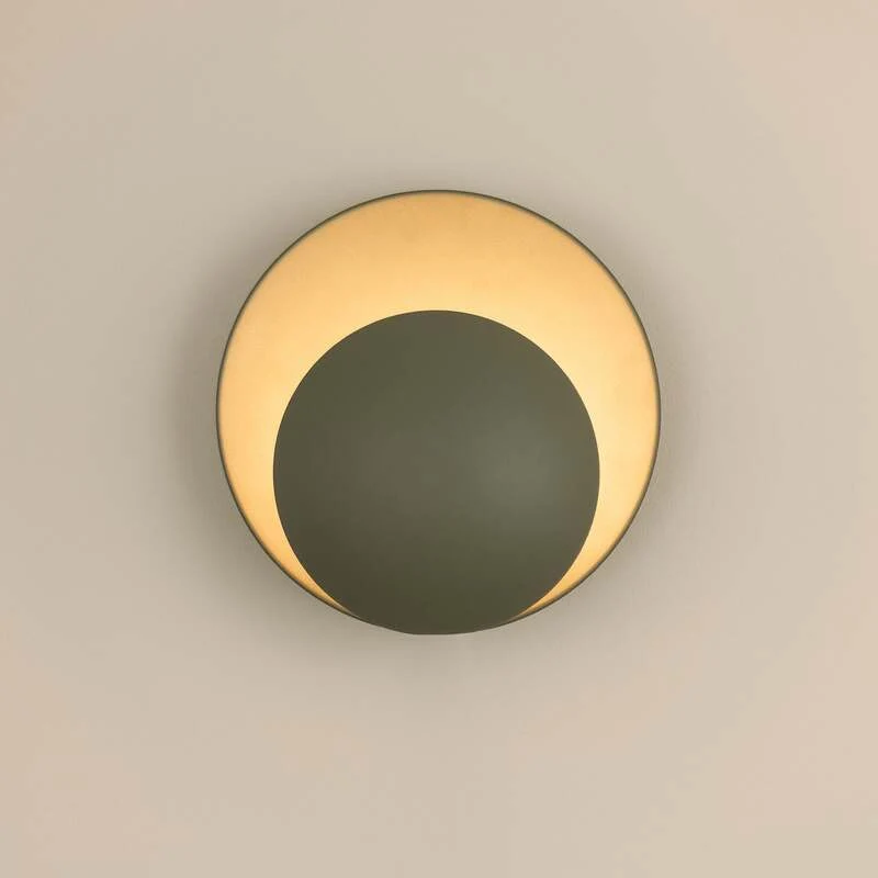 B-Ware Globen Lighting Wandleuchte Wandlampe Orbit Metall Moosgrün Ø 30 cm E14 LED