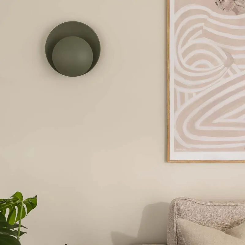 B-Ware Globen Lighting Wandleuchte Wandlampe Orbit Metall Moosgrün Ø 30 cm E14 LED