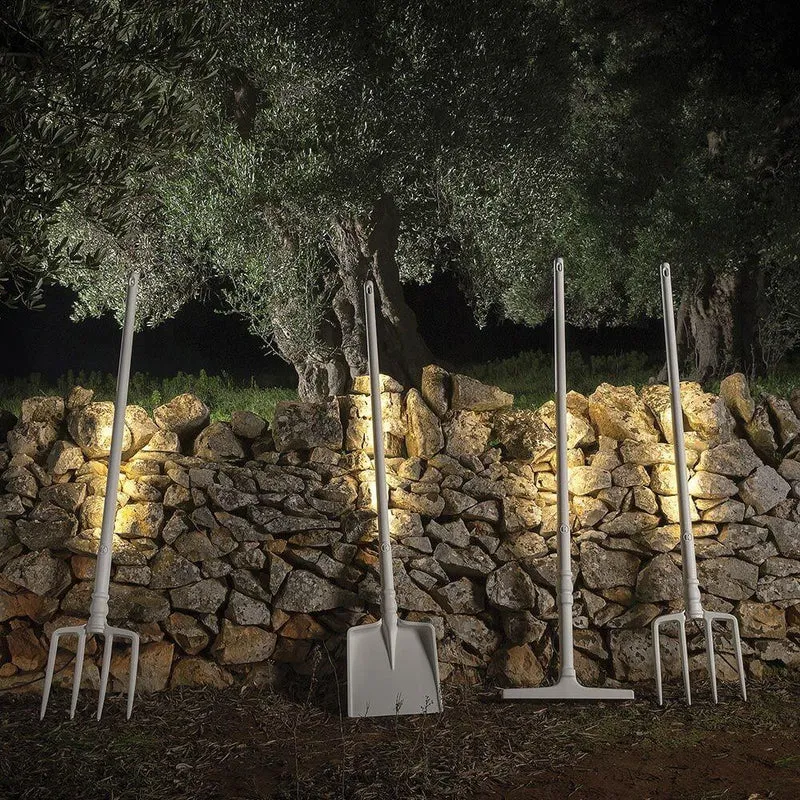 Karman Tobia LED Außen-Stehleuchte Rechen Weiß