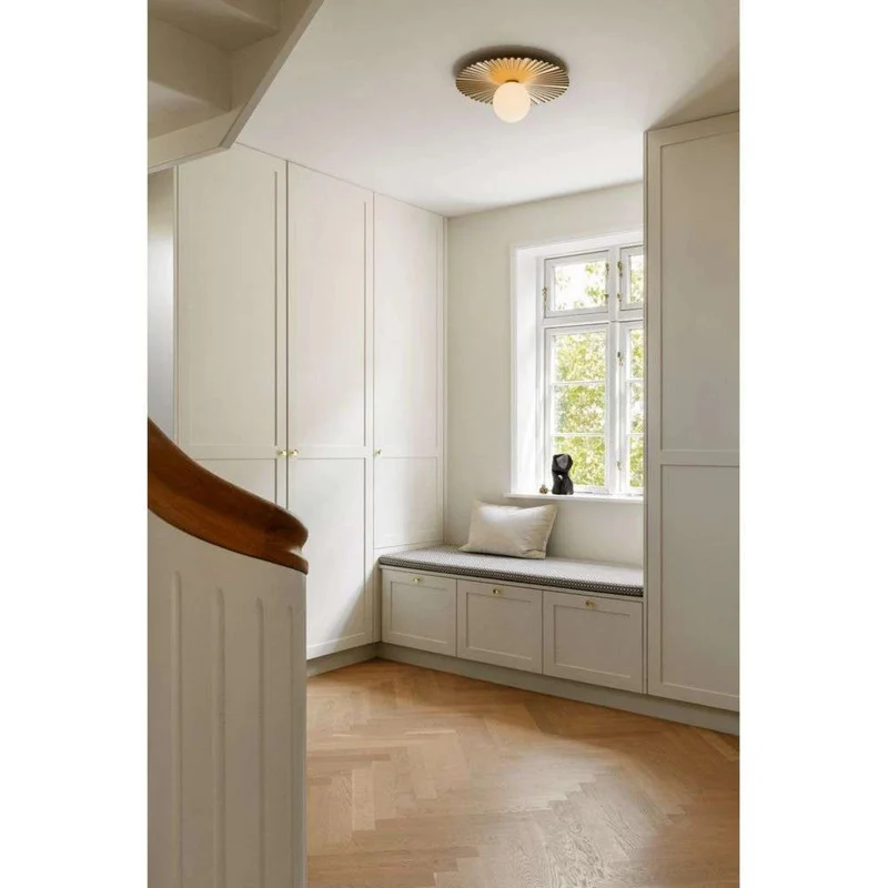 B-Ware Nuura Wandlampe Wandleuchte Liila Muuse Gold Opal Glas Metall Ø 42 cm G9 LED