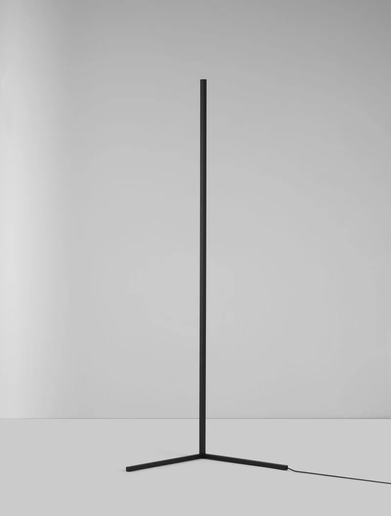 B-Ware Nova Luce Stehlampe Standleuchte LED V LINE Schwarz Warmweiß dimmbar Aluminium