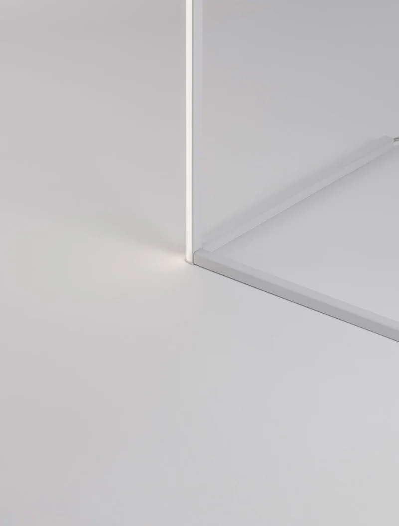 B-Ware Nova Luce Stehlampe Standleuchte LED V LINE Weiß Warmweiß dimmbar Wohnzimmer 18W