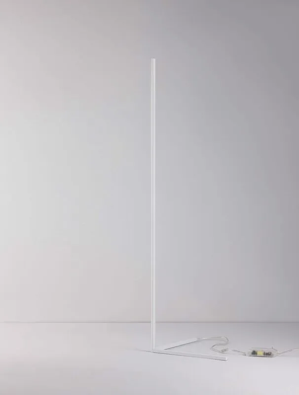 B-Ware Nova Luce Stehlampe Standleuchte LED V LINE Weiß Warmweiß dimmbar Wohnzimmer 18W