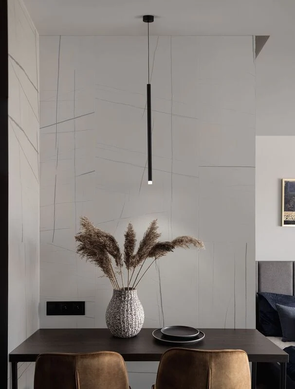 B-Ware Nova Luce Pendelleuchte Hängeleuchte LED DANDIA Schwarz Warmweiß 150x8 cm 6 W