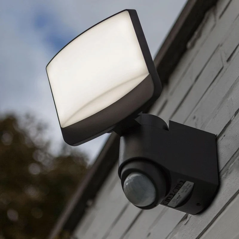 Lutec Sunshine LED-Außenwandleuchte IP44 500lm Schwarz