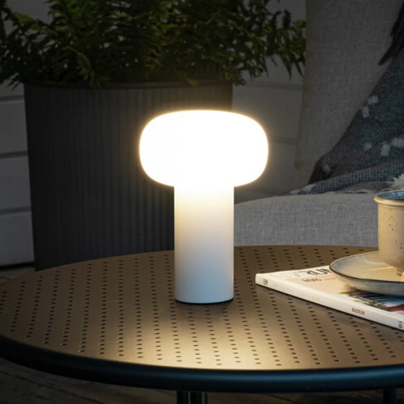 B-Ware Antibes LED Tischleuchte Terrassenleuchte Akku RGBW Glas Aluminium weiß IP54