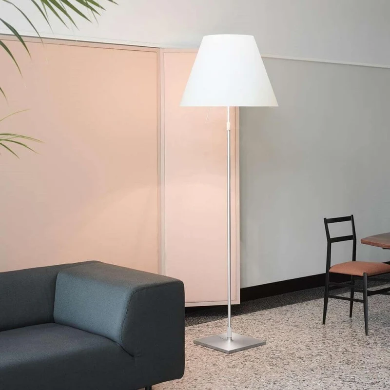 Luceplan Stehlampe Grande Costanza mit Sensor-Dimmer