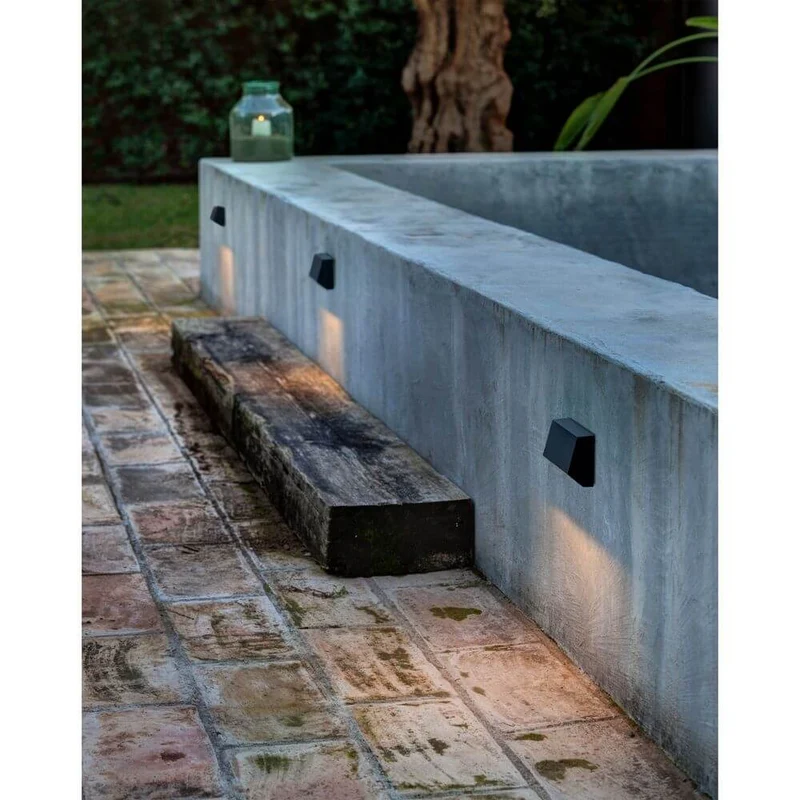 LED Aufbauleuchte MUST 3000K IP65 Dunkelgrau Salzwasserfest