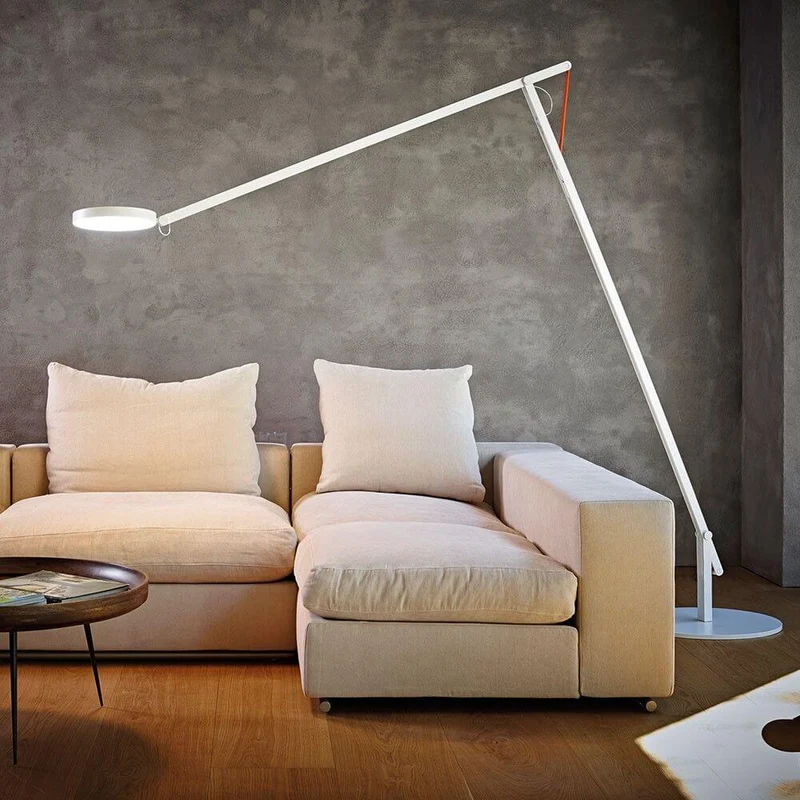 Rotaliana String XL LED-Stehleuchte mit Dimmer Schwarz-Orange