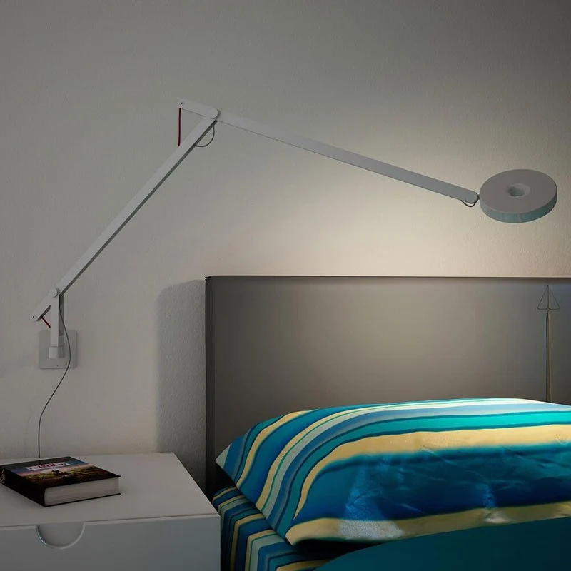 Rotaliana String LED-Wandleuchte mit Dimmer Silber