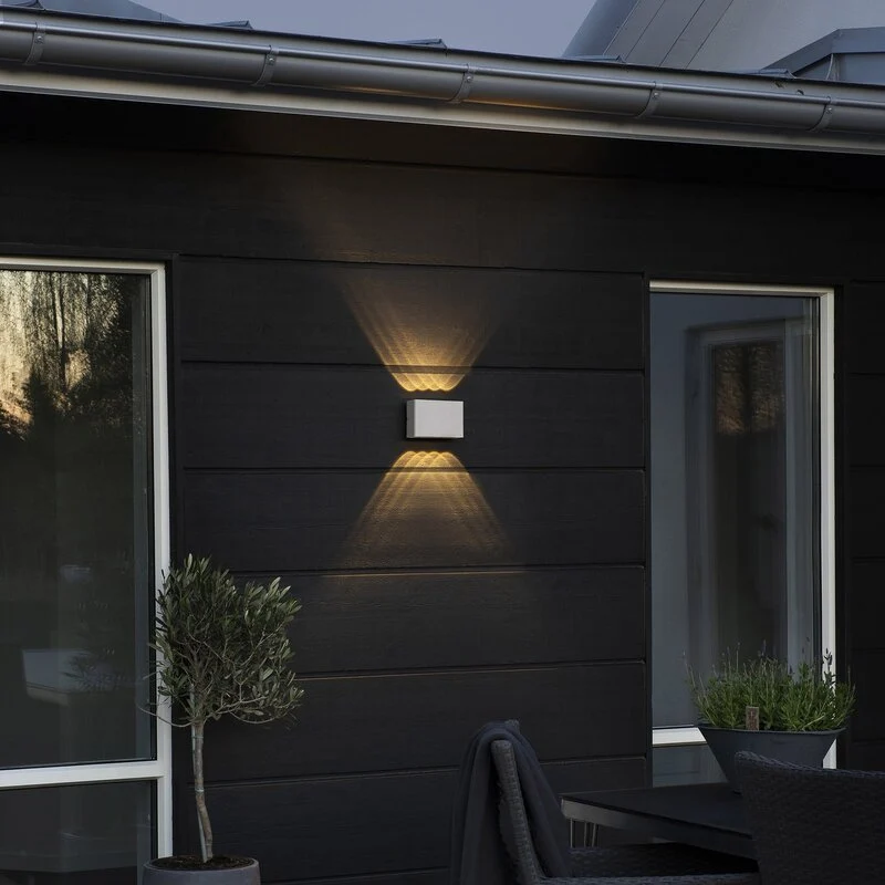 B-Ware Konstsmide Außenwandleuchte Wandlampe LED Chieri weiß Glas Aluminium Außen