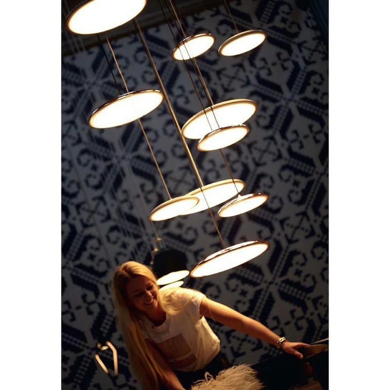 Artist 40 LED Pendelleuchte Grau