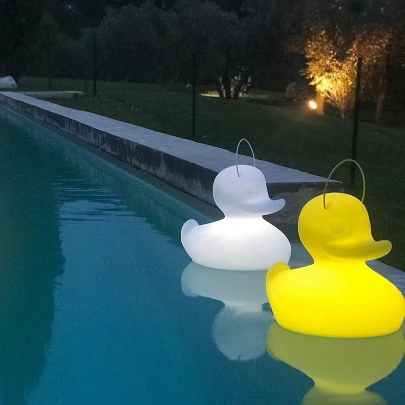Schwimmfähige Akku-LED-Lampe Duck-Duck XL Weiß