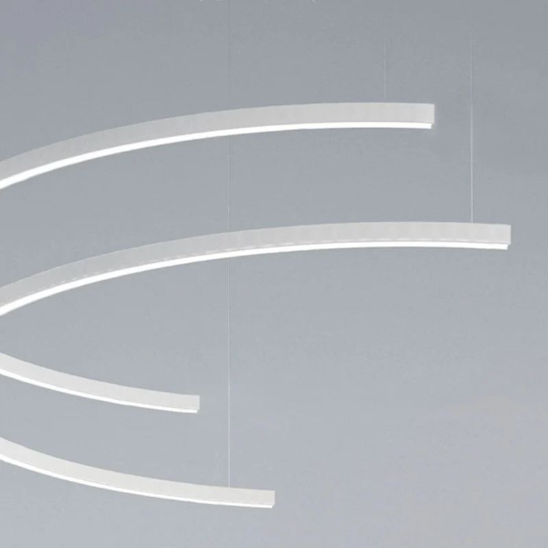 Panzeri Brooklyn Halb-Ring LED-Pendelleuchte