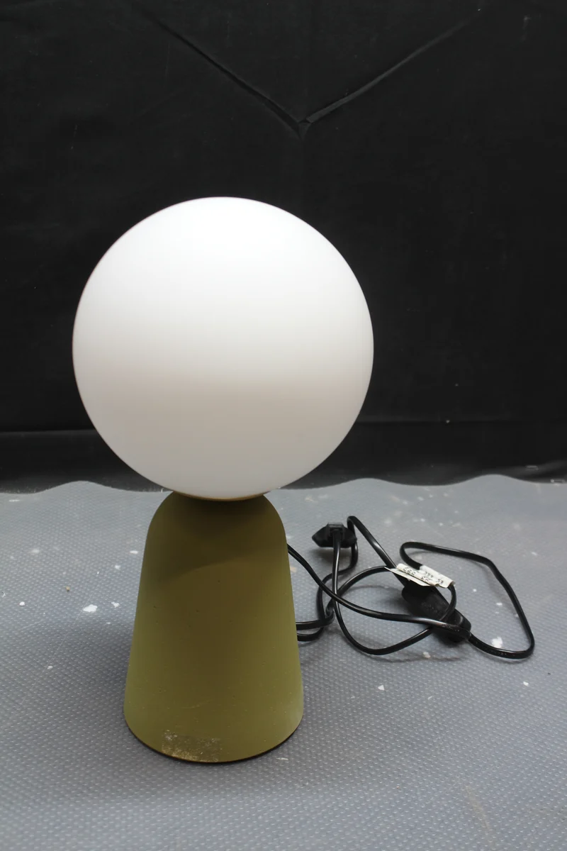 B-Ware KARE Tischlampe Tischleuchte Bollie Betonfuß grün Opalglas 31 cm SIEHE TEXT/FOTO